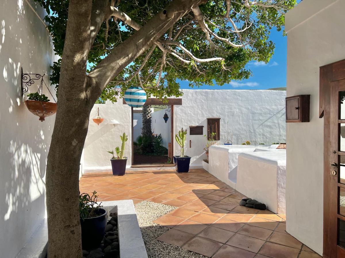 Stylish Getaway With Secluded Patio In Lava Finca Uga Exteriér fotografie